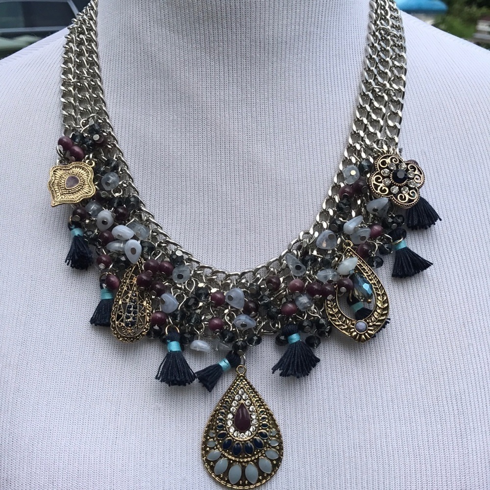 Triple strand chain necklace w amazing pendants